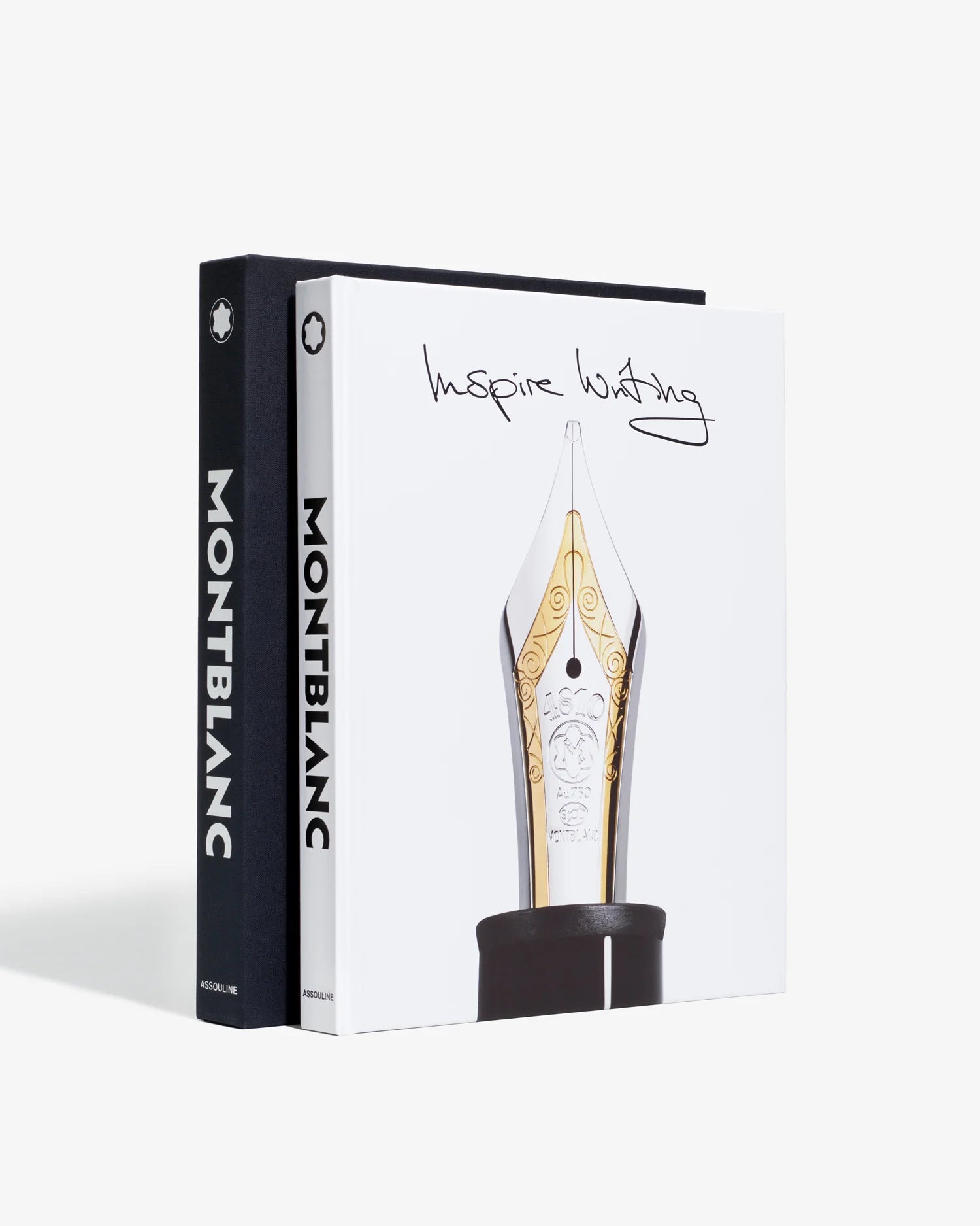 Libro de diseño Montblanc Inspire Writing con tapa blanca y plumín de oro detallado.