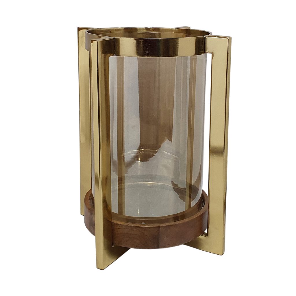 Farol mediano dorado con base de madera para decoración - Vilá Decoración - Muebles y decoración en Medellín y Colombia