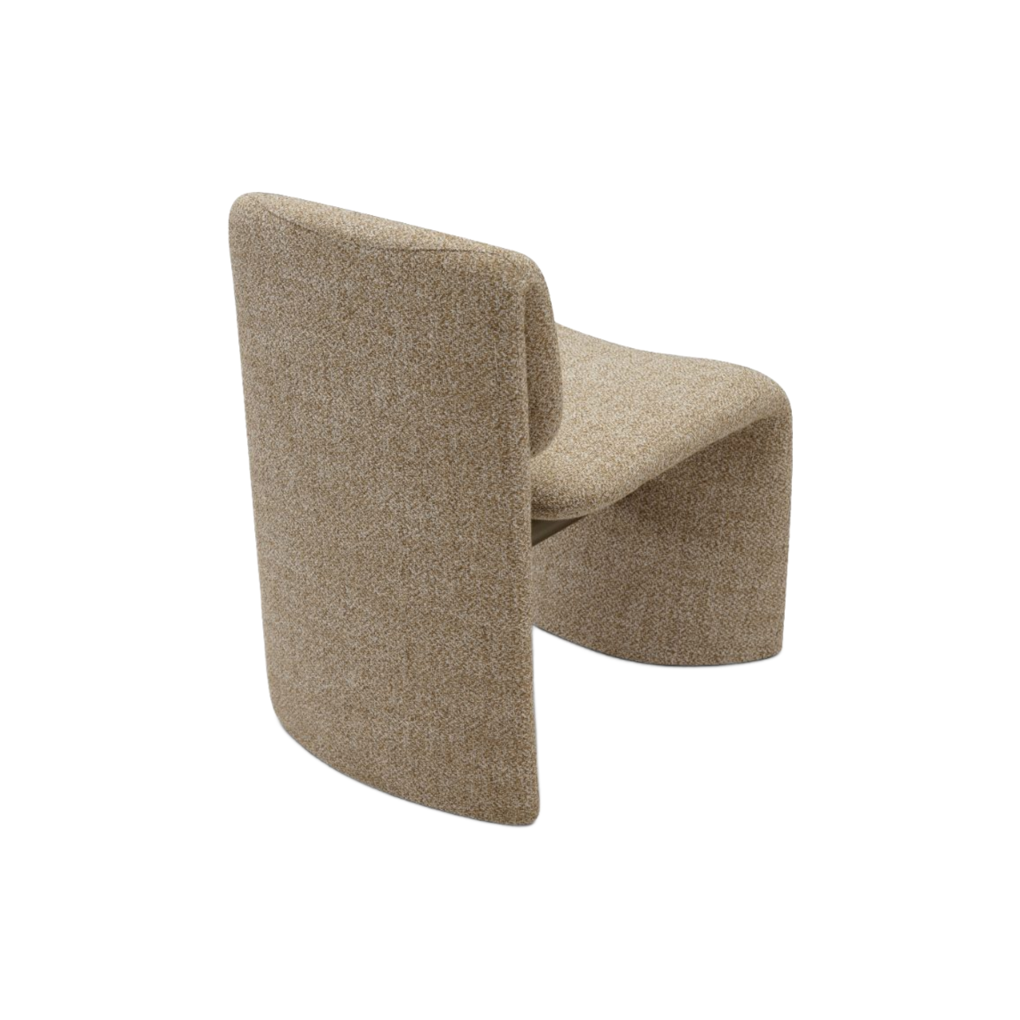 Silla contemporánea tapizada en tela texturizada beige, diseño envolvente y respaldo curvo, vista trasera.