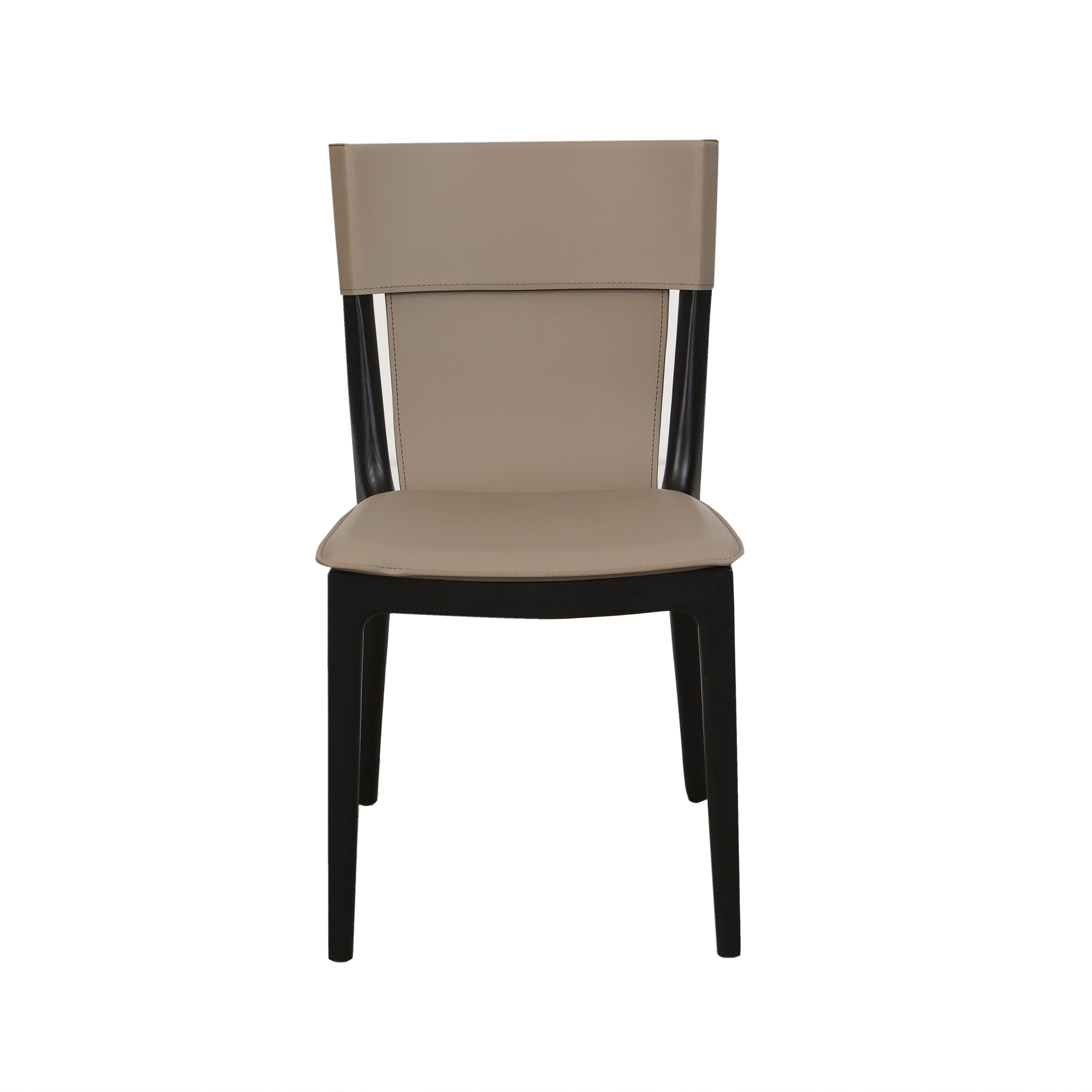 Silla beige con respaldo ergonómico para comedor - Vilá Decoración - Muebles y decoración en Medellín y Colombia