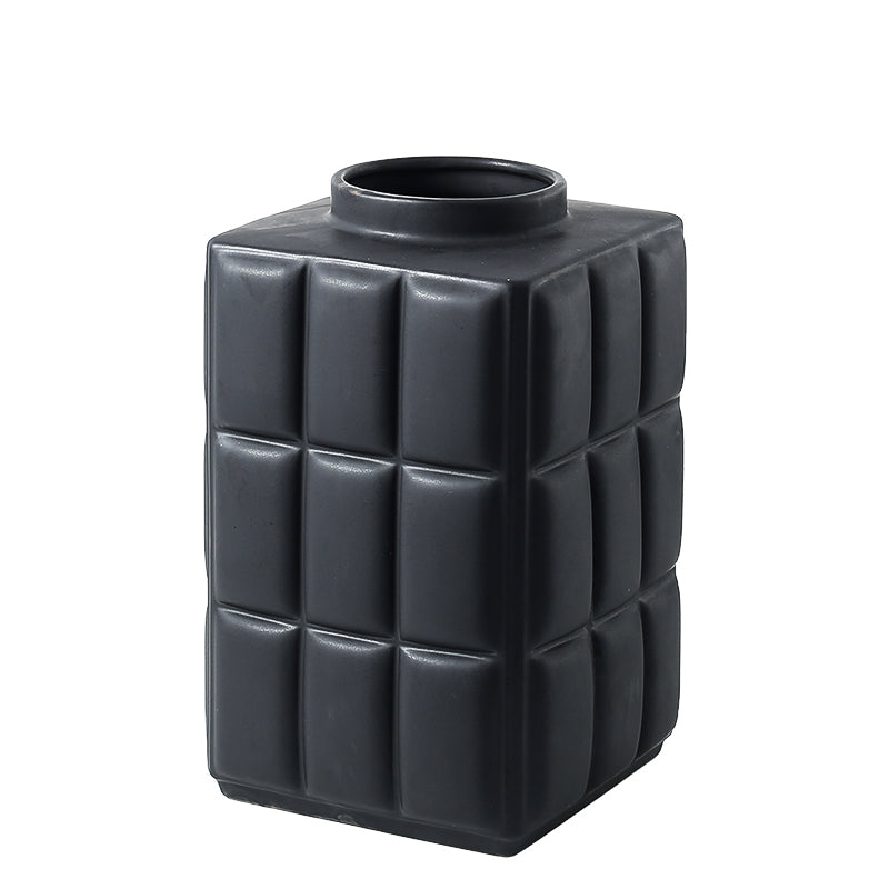 Jarrón grande cuadrado negro para decoración - Vilá Decoración - Muebles y decoración en Medellín y Colombia