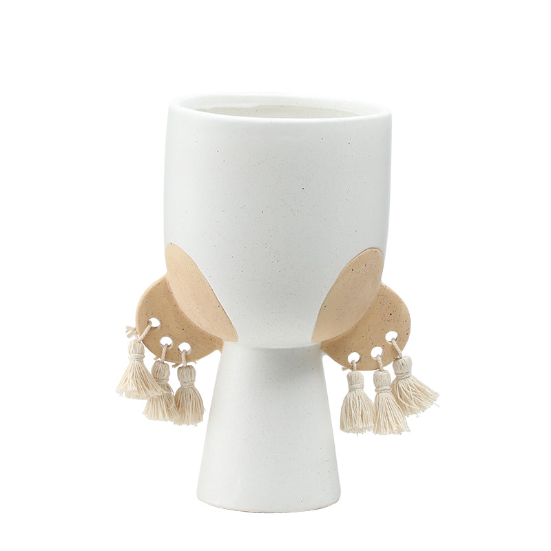 Jarrón decorativo blanco con cuero para interiores - Vilá Decoración - Muebles y decoración en Medellín y Colombia