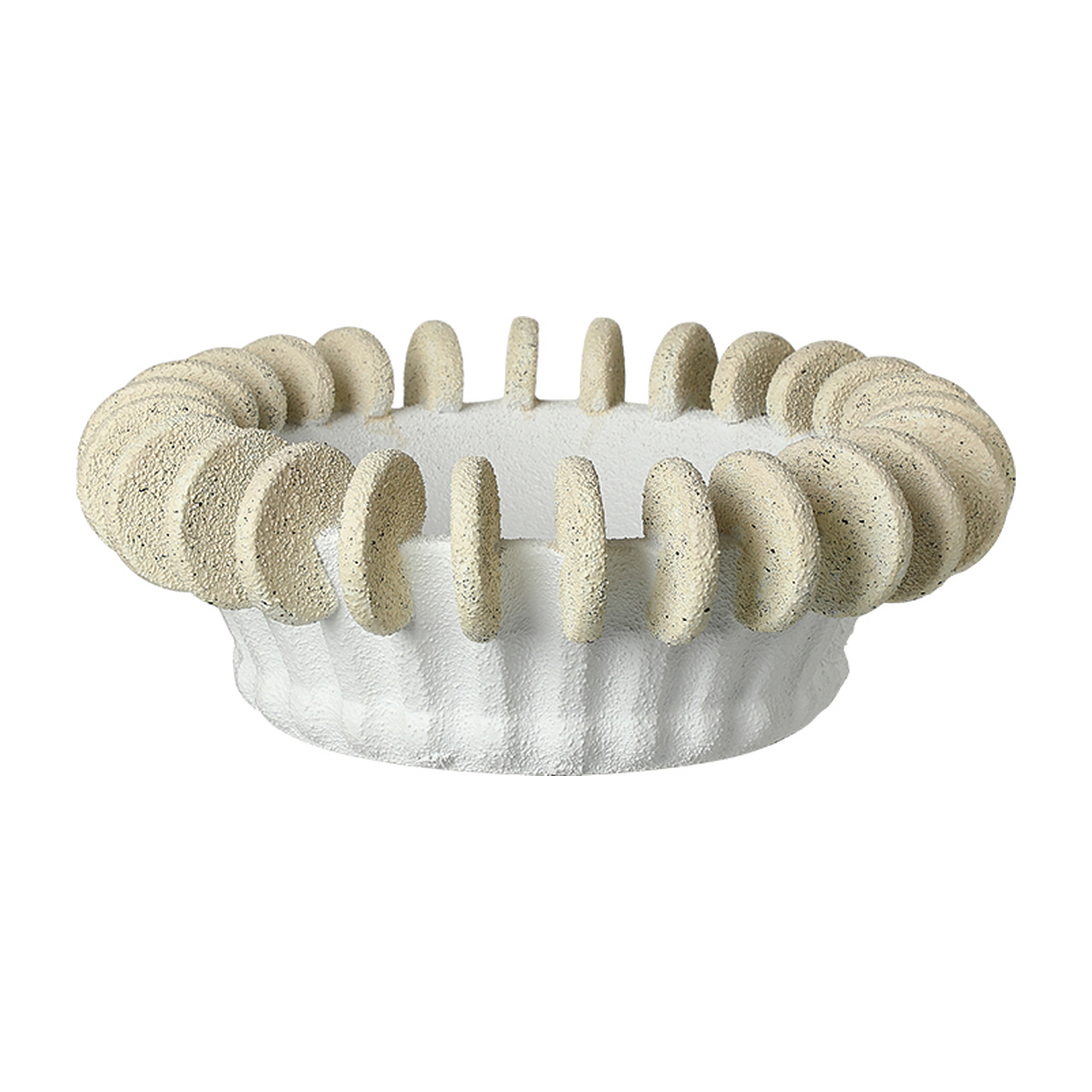 Jarrón decorativo de cerámica blanca y beige con textura granulada, diseño circular ondulado, ideal