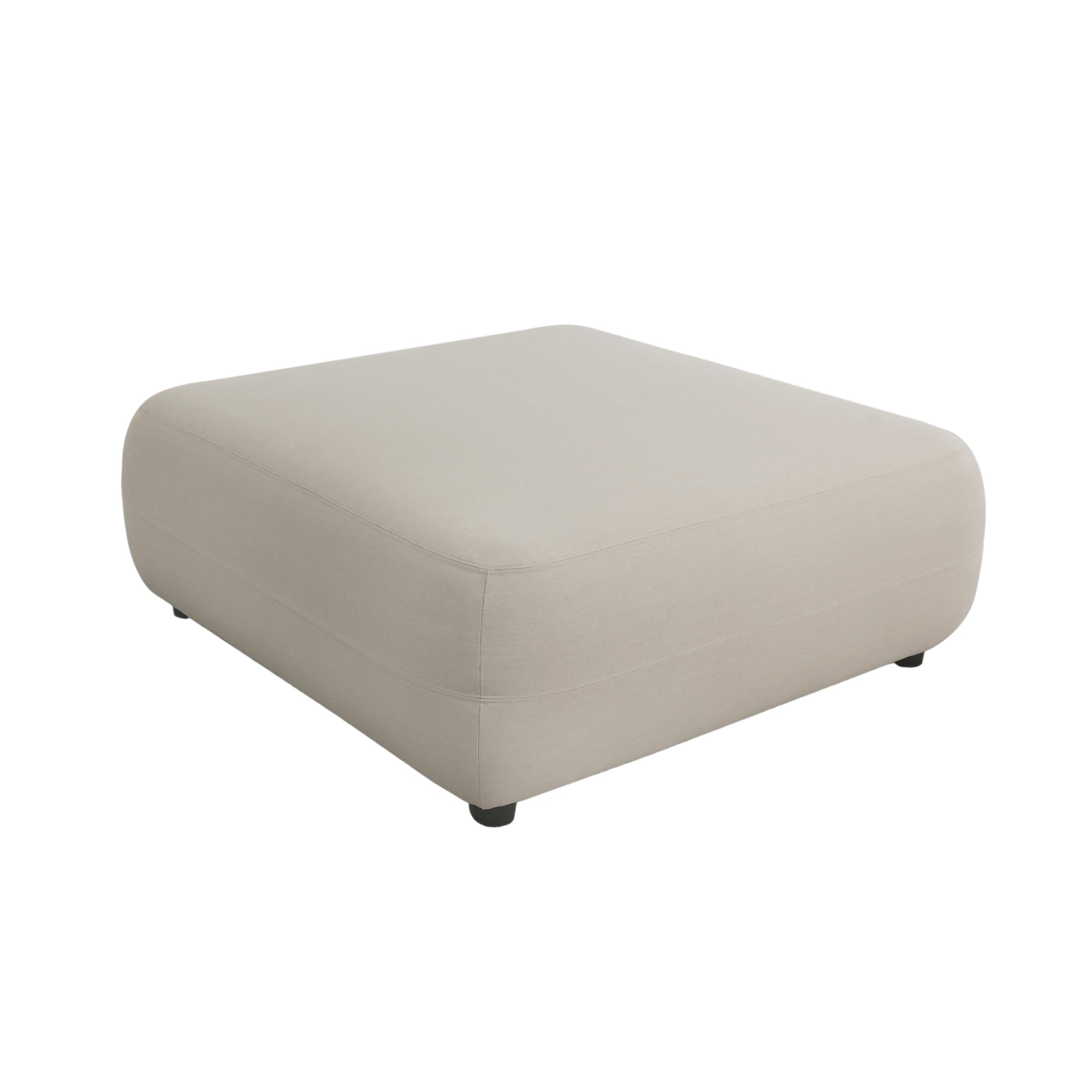 Puff cuadrado beige para asiento y decoración - Vilá Decoración - Muebles y decoración en Medellín y Colombia