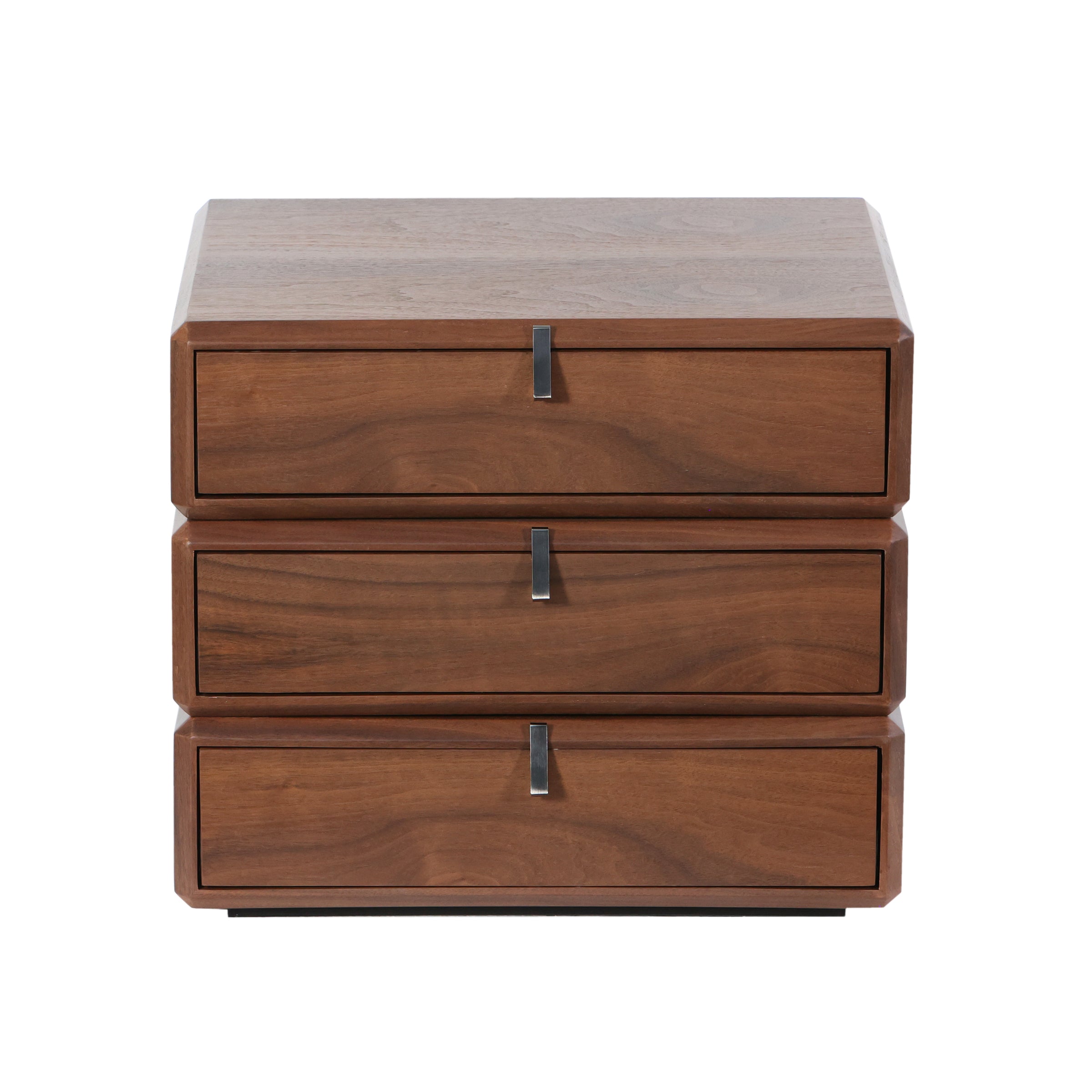 Nochero marrón cálido de 3 cajones para dormitorio - Vilá Decoración - Muebles y decoración en Medellín y Colombia