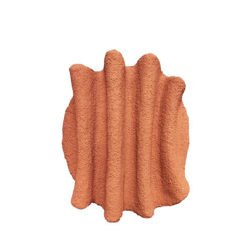 Aplique de pared terracota con diseño ondulado para iluminación ambiental cálida