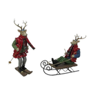 Juego de dos figuras decorativas de ciervos navideños: uno esquiando y otro en trineo, ambos con
