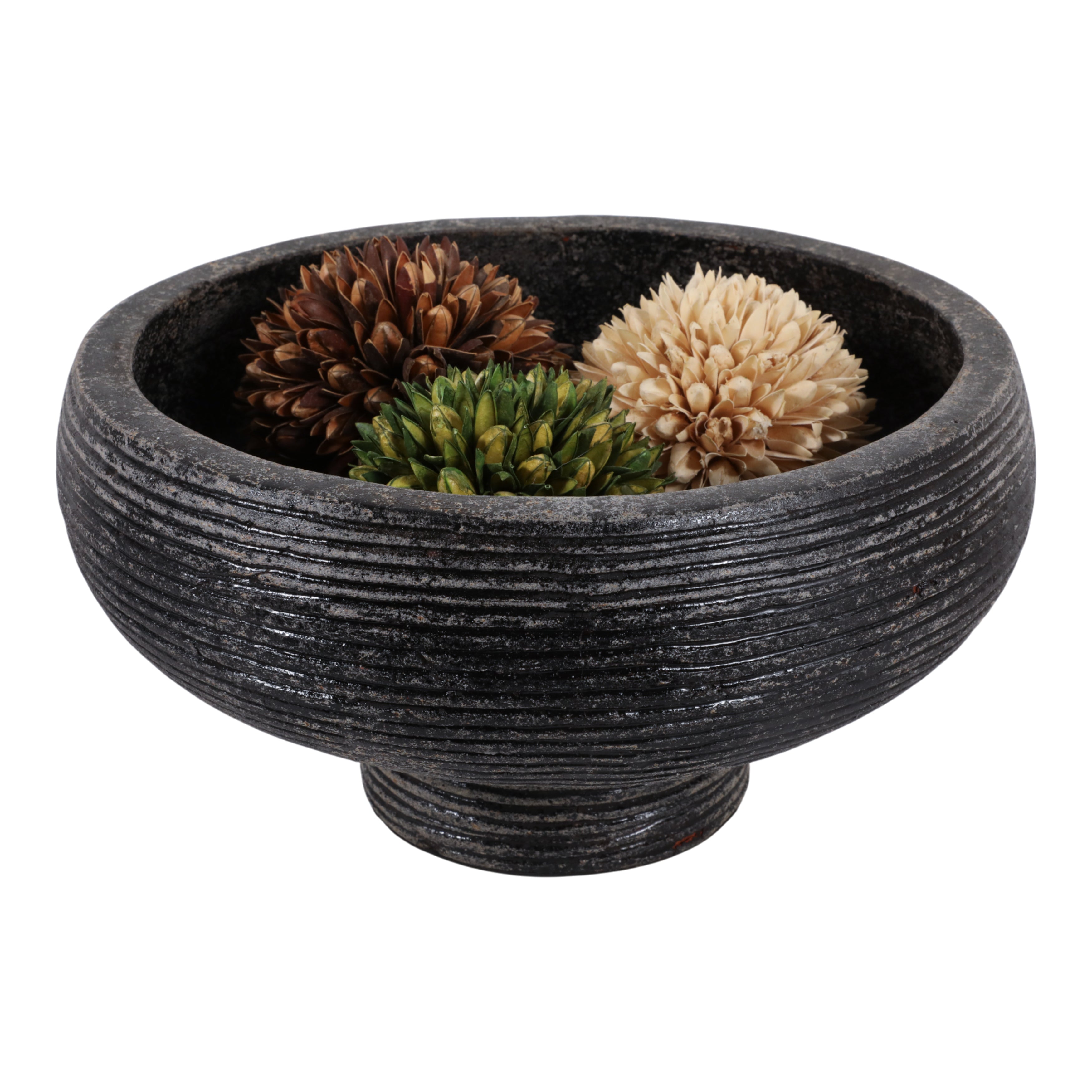 Bowl decorativo negro texturizado con pedestal, conteniendo esferas decorativas, ideal para centros de mesa.