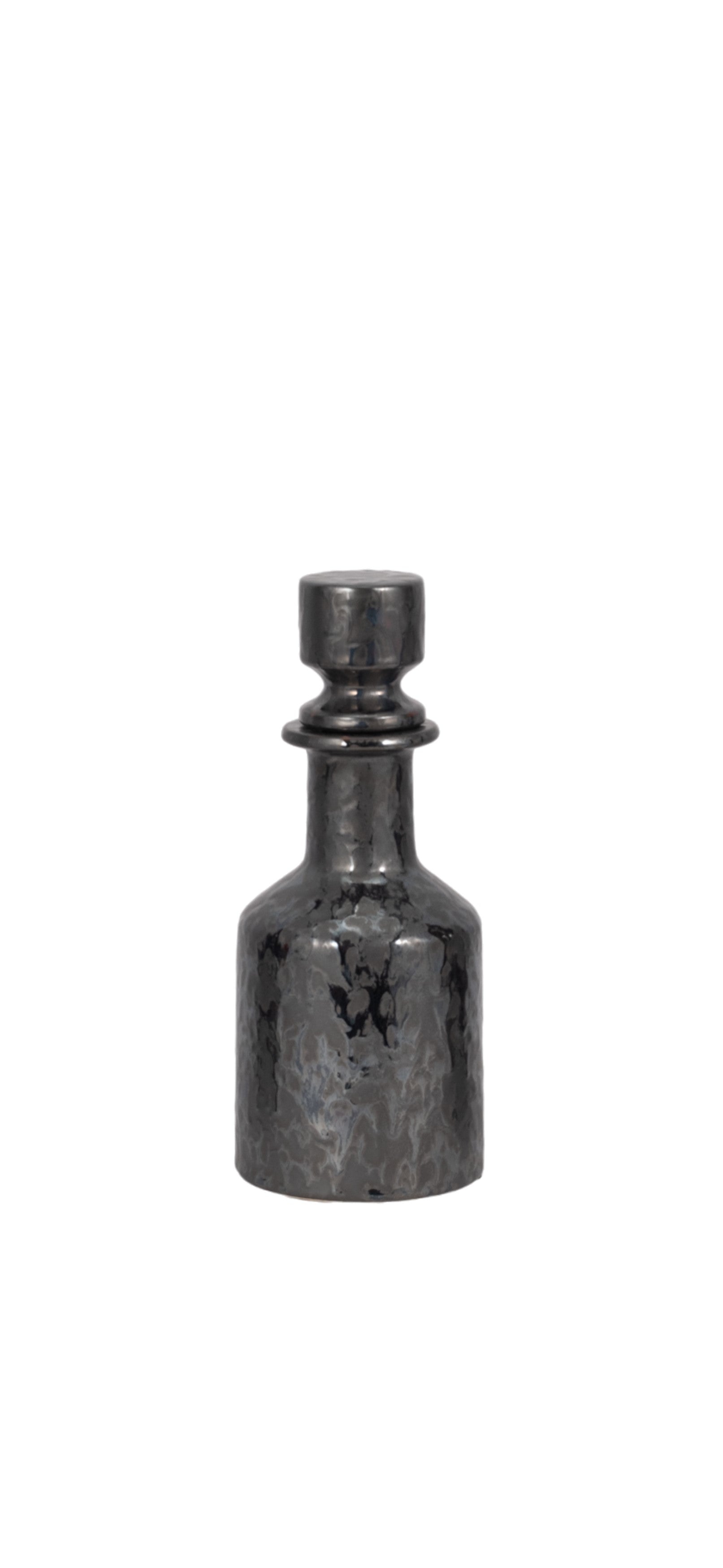 Botella decorativa metálica de lujo, acabado martillado oscuro con tapón