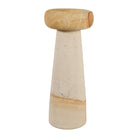 Mesa auxiliar cónica de mármol beige con veta natural, para sala o dormitorio.