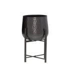 Plantador pequeño negro con base metálica para plantas - Vilá Decoración - Muebles y decoración en Medellín y Colombia