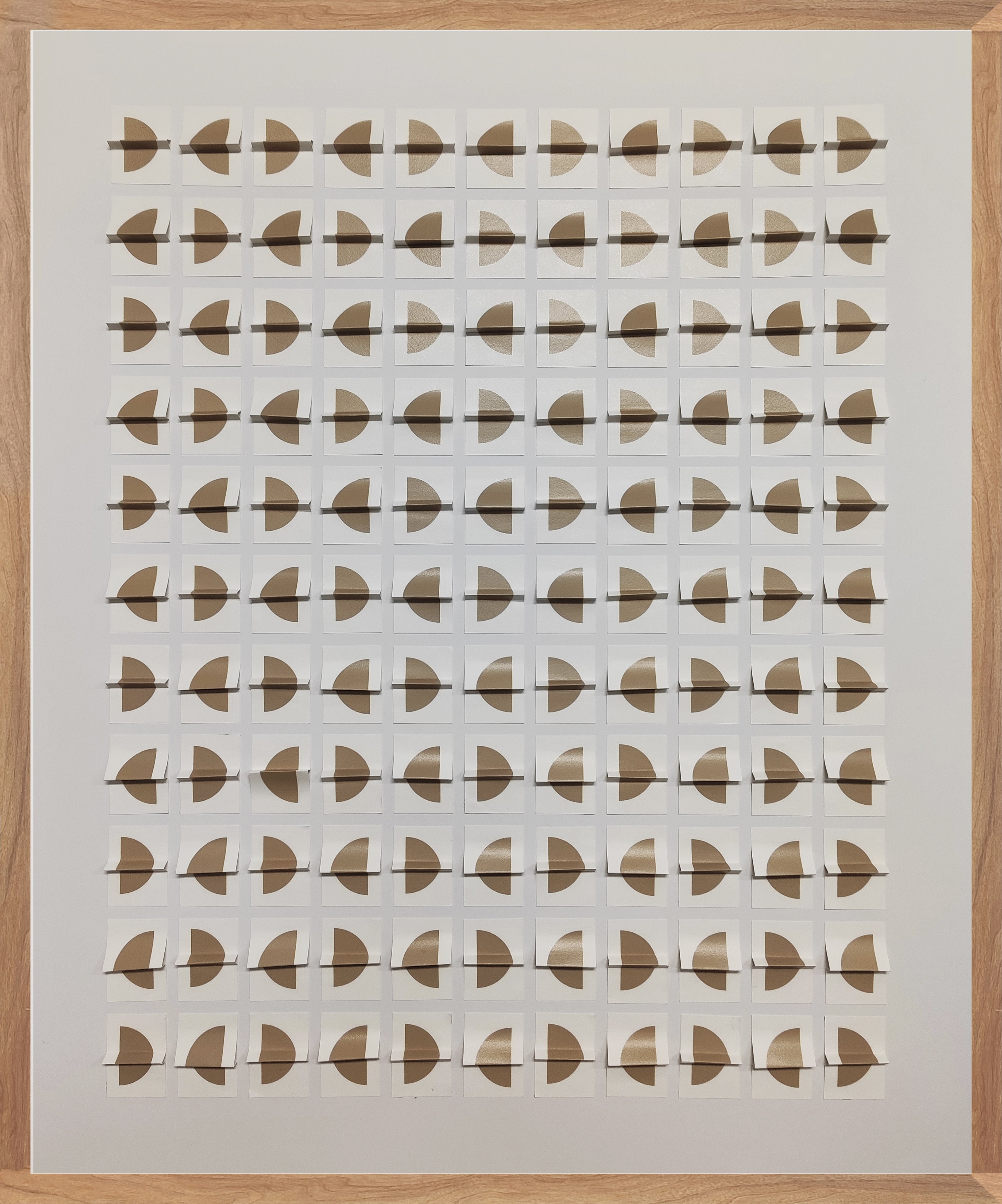 Cuadro decorativo blanco y dorado para interior - Vilá Decoración - Muebles y decoración en Medellín y Colombia