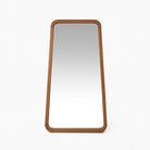 Espejo de pie marrón cálido moderno - Vilá Decoración - Muebles y decoración en Medellín y Colombia