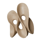 Escultura abstracta decorativa de resina color arena, 30 cm, diseño orgánico con perforaciones