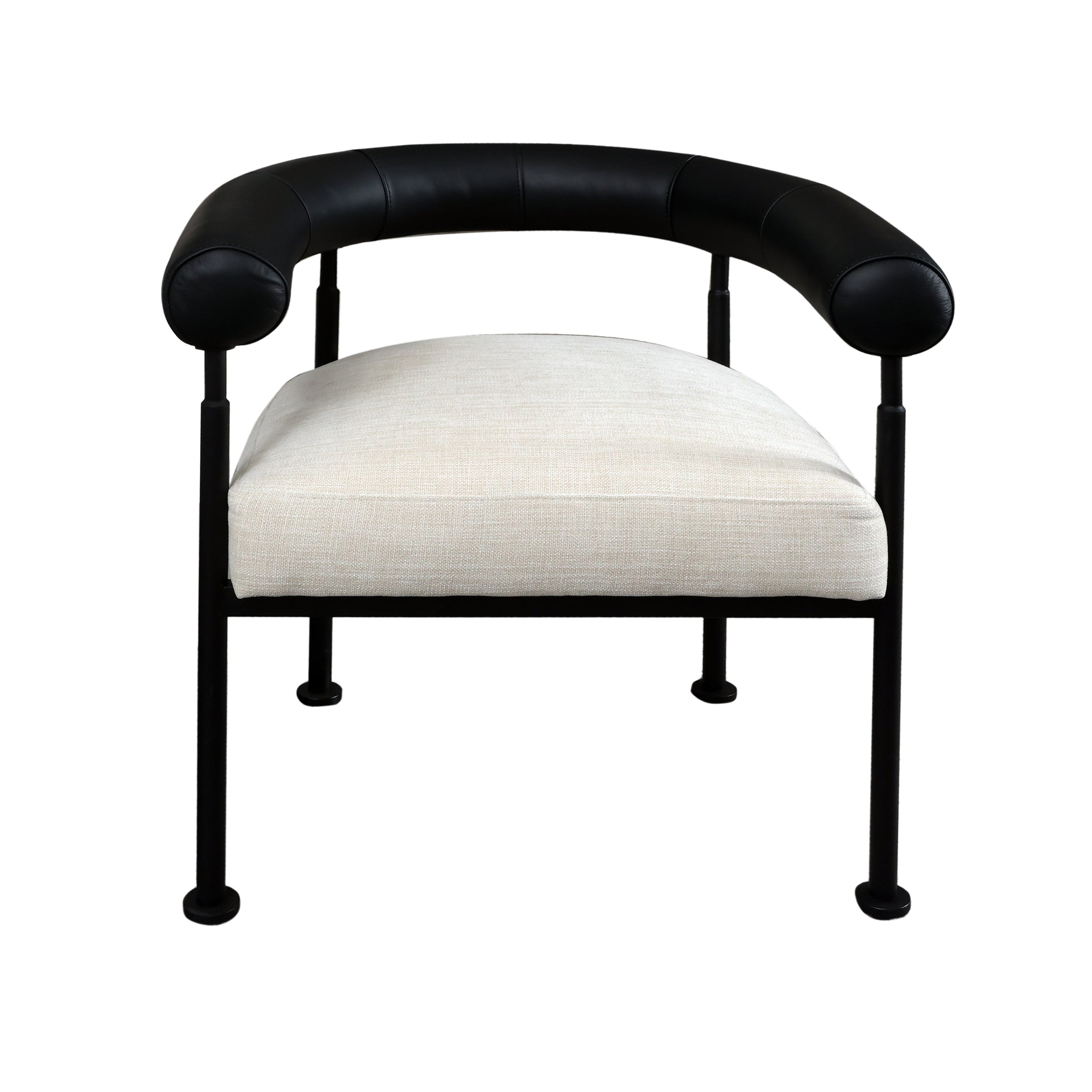 Silla moderna beige con base de acero para interiores - Vilá Decoración - Muebles y decoración en Medellín y Colombia