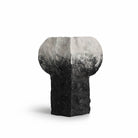 Jarrón terracota mediano blanco y negro - Vilá Decoración - Muebles y decoración en Medellín y Colombia