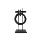 Escultura abstracta negra moderna con anillos entrelazados sobre base cuadrada para decoración de lujo.