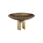 Cuenco decorativo ancho de latón con base de travertino, vista frontal