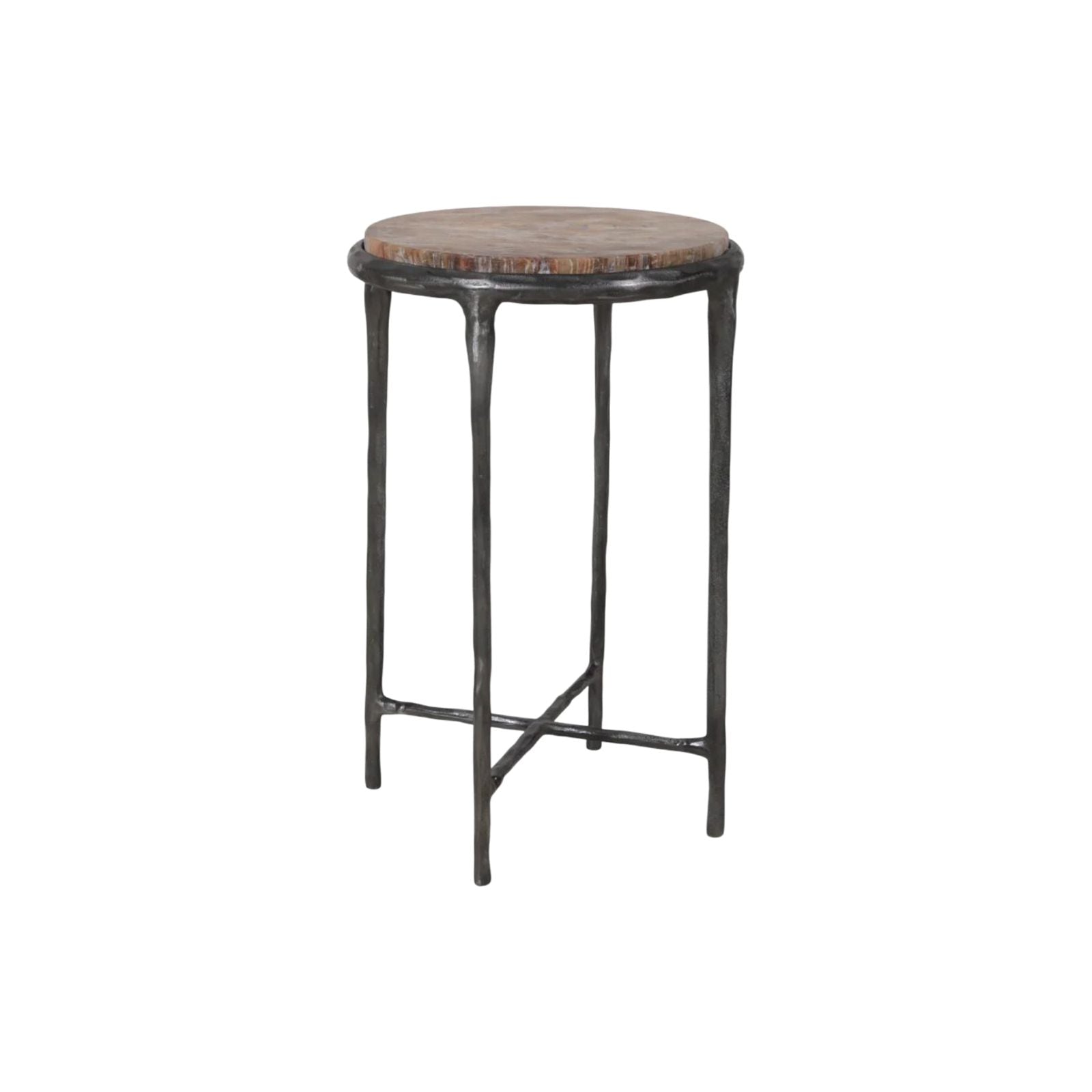 Mesa auxiliar redonda de metal forjado oscuro y tope de madera rústica, estilo artesanal y exclusivo.