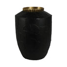 Jarrón negro mate con borde dorado decorativo - Vilá Decoración - Muebles y decoración en Medellín y Colombia